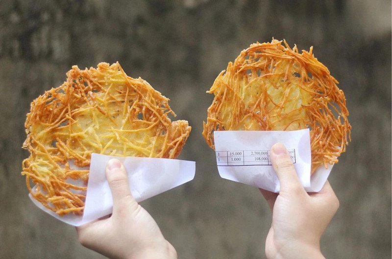 Thưởng thức bánh khoai lang chiên hợp lý để không tăng cân