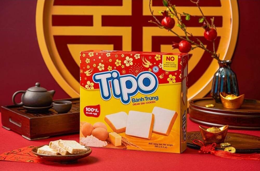 Tipo là bánh trứng nướng giòn phủ kem