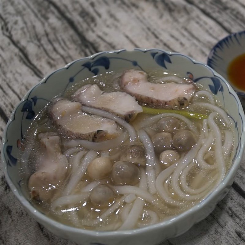 Tô bánh canh cá lóc miền Tây hoàn chỉnh