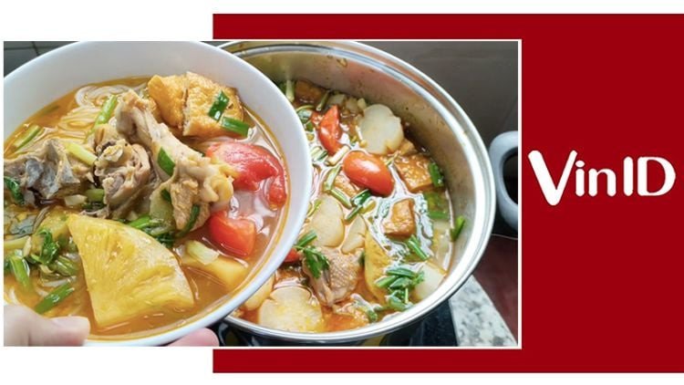 Tô bún gà cà chua nóng hổi, thơm ngon đã hoàn thành