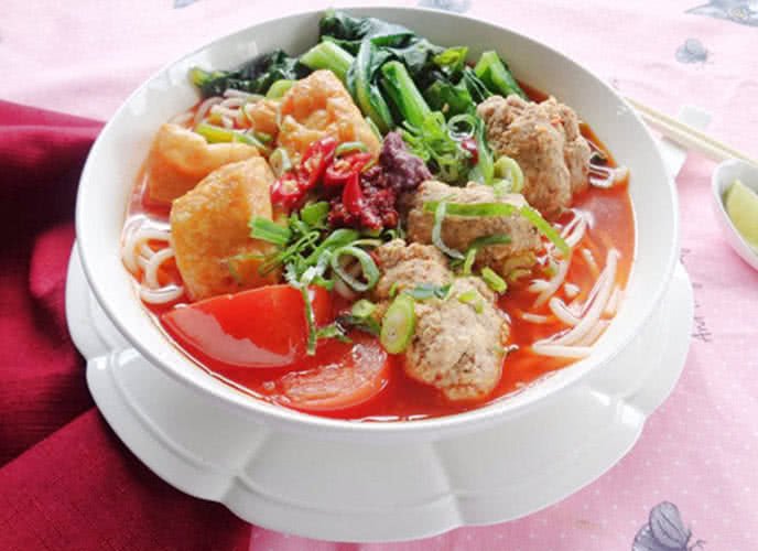 Tô canh bún hấp dẫn đã hoàn thành