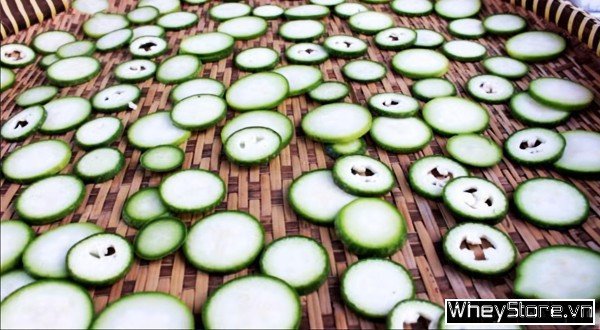 Trà bí đao phơi khô tiện lợi cho người giảm cân