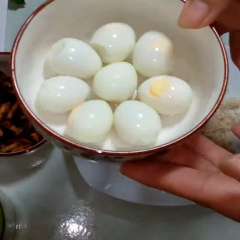 Trứng gà đã đánh tan