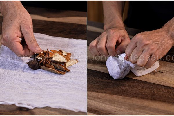 Túi gia vị thảo mộc khô đặc trưng dùng trong cách nấu phở bò tại nhà.