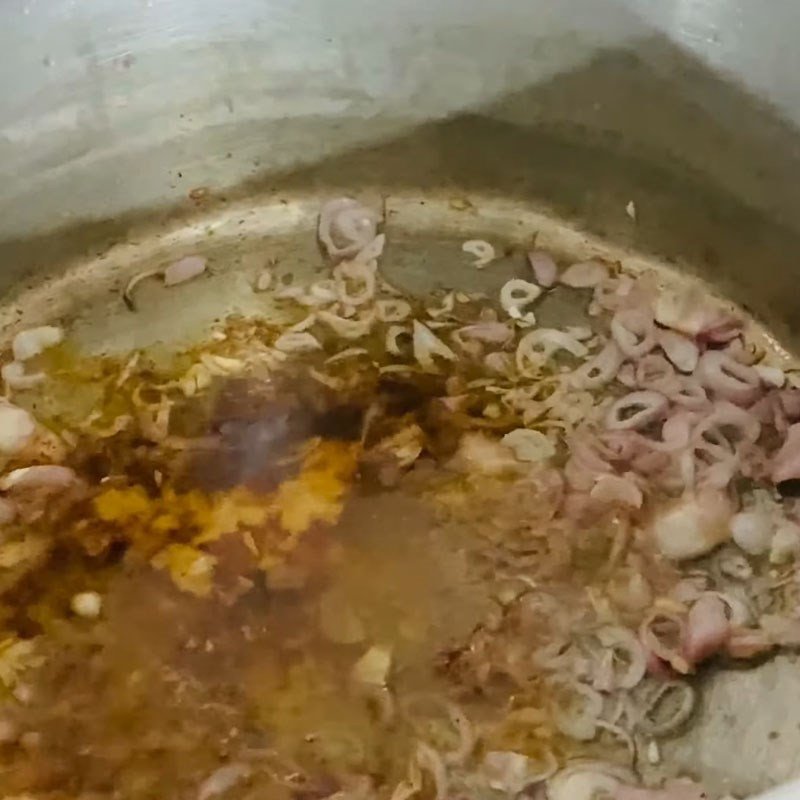 Um bầu với trứng cho món vịt lộn um bầu rau răm