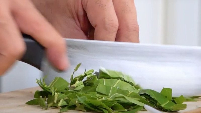 Ướp ếch đúng cách sẽ giúp món ăn của bạn thơm ngon, tròn vị hơn