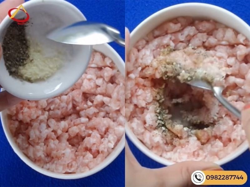 Ướp thịt xay và phi hành tím thơm lừng cho món bánh mì hấp