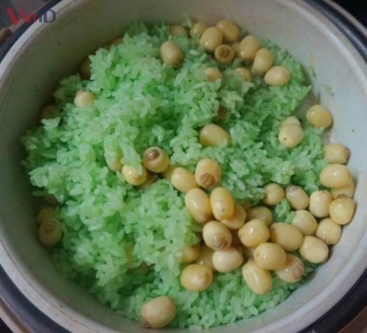 Xôi lá nếp hạt sen thơm ngon
