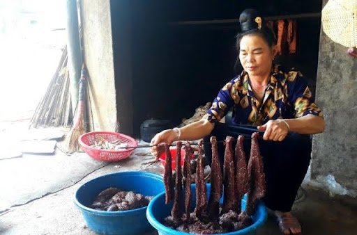Mách bạn cách ăn thịt trâu gác bếp ngon chuẩn Tây Bắc