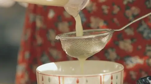 3. Cách nấu dầu dừa thủ công đơn giản tại nhà