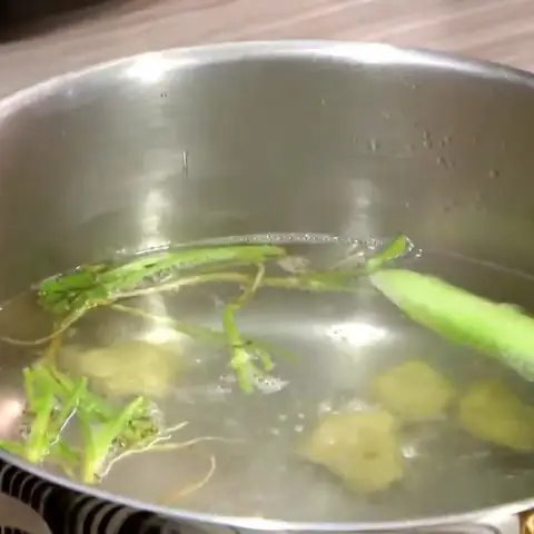 Sơ chế đuôi heo