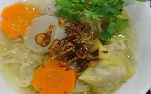 Các bước nấu hoành thánh nước lèo đúng vị tại nhà