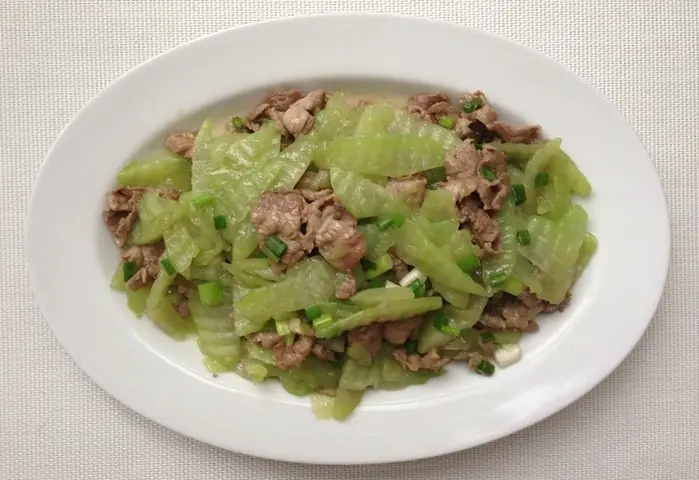 2 Cách làm su hào xào bò cực dễ nấu mà ngon cơm khó cưỡng 2 Cách làm su hào xào bò cực dễ nấu mà ngon cơm khó cưỡng