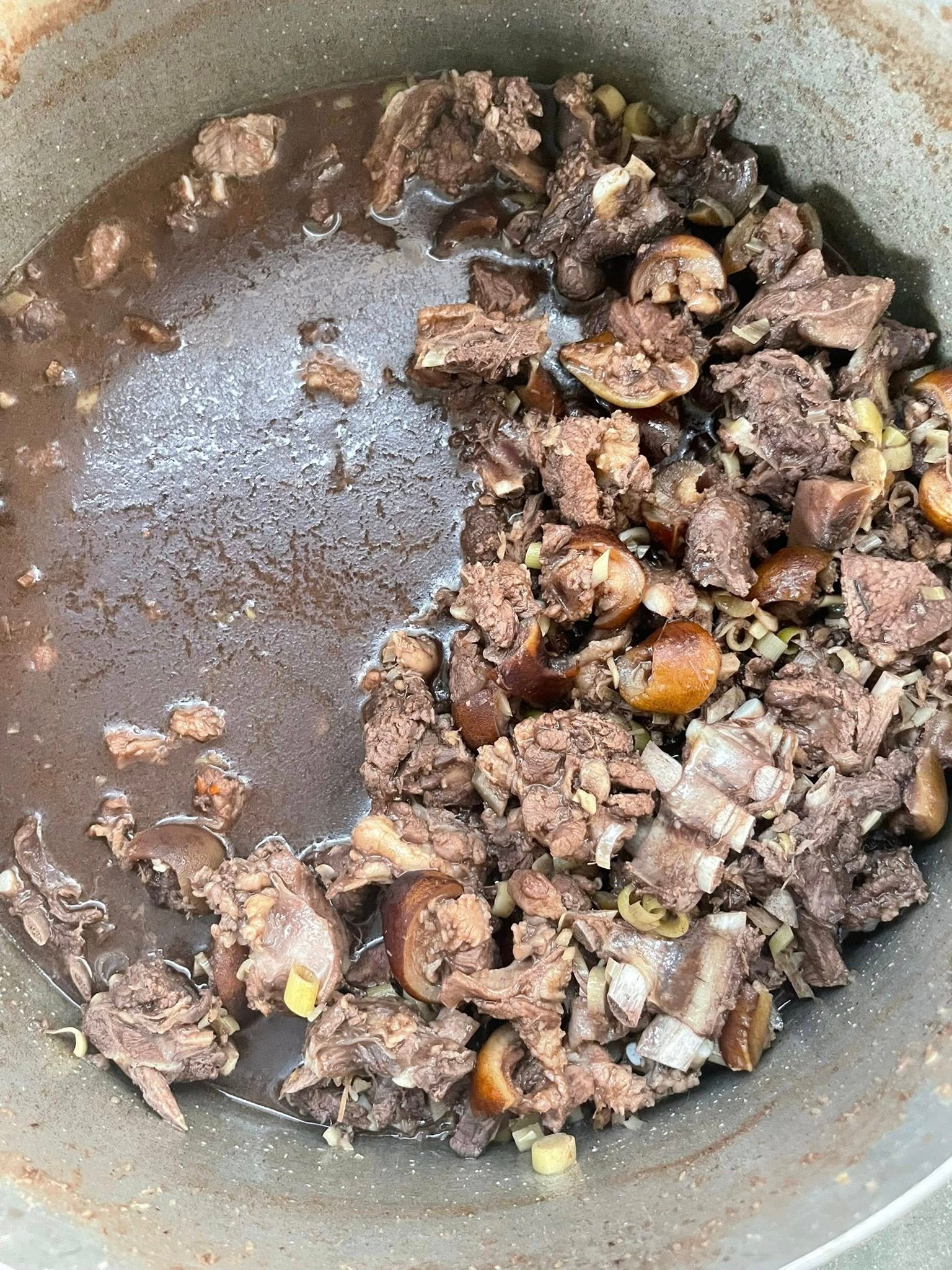 Cách nấu rượu mận thịt chó thơm nồng chuẩn vị Bắc