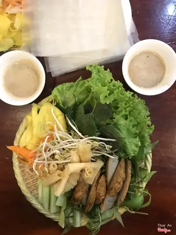 Review Bánh Bèo Chén Cô Cám: Quán Ăn Vặt Đáng Thử Ở Thủ Dầu Một Review Bánh Bèo Chén Cô Cám: Quán Ăn Vặt Đáng Thử Ở Thủ Dầu Một