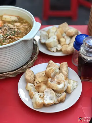 Bánh Canh Cua Bà Ba Quận 5: Đánh Giá Chi Tiết & Trải Nghiệm Thực Tế