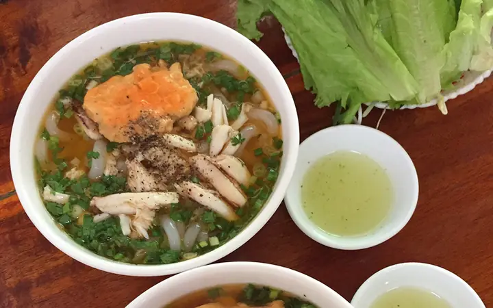 Bánh Canh Cua Cần Thơ: Công Thức Và Quán Ăn Nên Thử Bánh Canh Cua Cần Thơ: Công Thức Và Quán Ăn Nên Thử