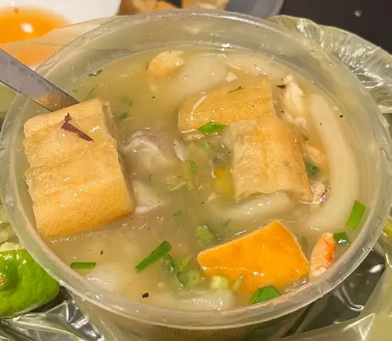 Đánh Giá Chi Tiết Quán Bánh Canh Cua Mạ Tôi: Ngon Đúng Điệu Hay Chỉ Danh Tiếng?