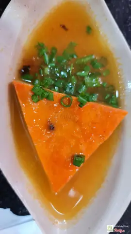 Đánh Giá Chi Tiết Quán Bánh Canh Cua 14 Trần Bình Trọng: Trải Nghiệm Hải Sản Giá Trị Tại Quận 5