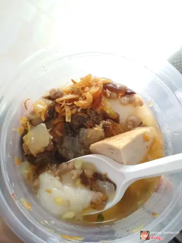 Bánh Đúc Nóng Bà Xuân: Đánh Giá Thực Tế Và Trải Nghiệm Tại Quận 4