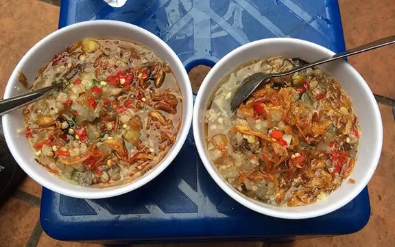 Bánh Đúc Phan Đăng Lưu: Trải Nghiệm Món Ăn Vặt Đậm Chất Sài Gòn Bánh Đúc Phan Đăng Lưu: Trải Nghiệm Món Ăn Vặt Đậm Chất Sài Gòn