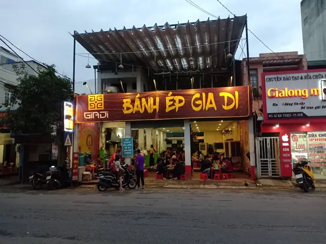 Review Bánh Ép Gia Di Huế: Địa Chỉ, Giá Cả & Trải Nghiệm Thực Tế Review Bánh Ép Gia Di Huế: Địa Chỉ, Giá Cả & Trải Nghiệm Thực Tế