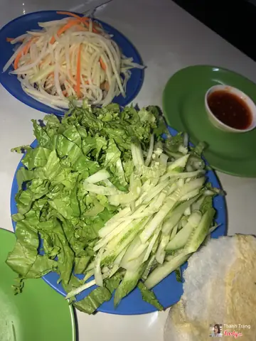 Review Bánh Ép Huế O Lan: Quán Ăn Huế Giá Rẻ Nhưng Chất Lượng Thế Nào?