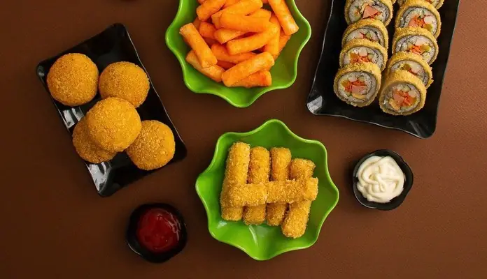 Bánh Gà Trần Quốc Hoàn: Đánh Giá Chi Tiết Và Trải Nghiệm Thực Tế