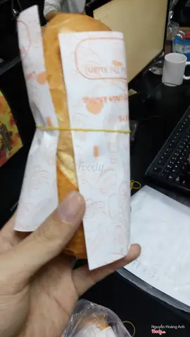 Review Bánh Mì Chả Cá Bùi Thị Xuân: Từ Chất Lượng Đến Giá Cả