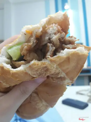 Review Bánh Mì Chả Cá Bùi Thị Xuân: Từ Chất Lượng Đến Giá Cả