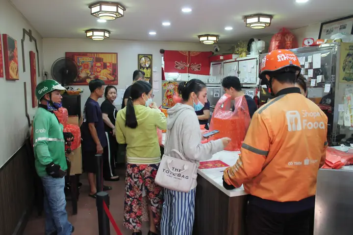 Đánh Giá Bánh Pía Triệu Minh Hiệp: Hương Vị Truyền Thống Qua 76 Năm Đánh Giá Bánh Pía Triệu Minh Hiệp: Hương Vị Truyền Thống Qua 76 Năm