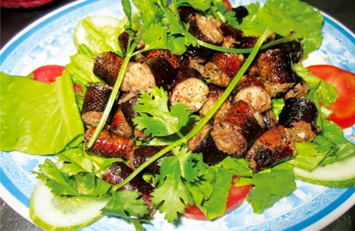 Bánh Tầm Cay Cà Mau: Đặc Sản Không Thể Bỏ Lỡ Khi Du Lịch Đất Mũi