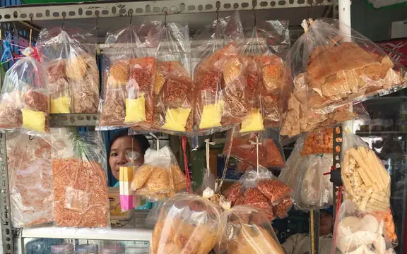 Đánh Giá Bánh Tráng 2a Lê Trực: Trải Nghiệm Ẩm Thực Đường Phố Sài Gòn