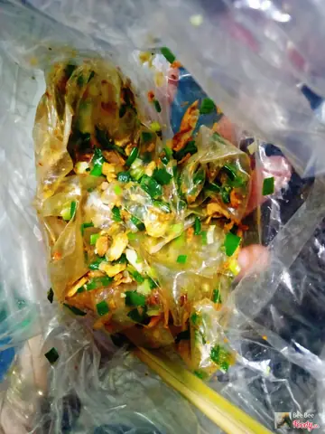 Review Quán Trái Xoài: Bánh Tráng Dẻo Mỡ Hành Đường 3/2 Có Đáng Thử?