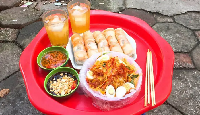 Bánh Tráng Trộn Yết Kiêu Là Gì? Công Thức Và Nơi Thưởng Thức Nổi Tiếng