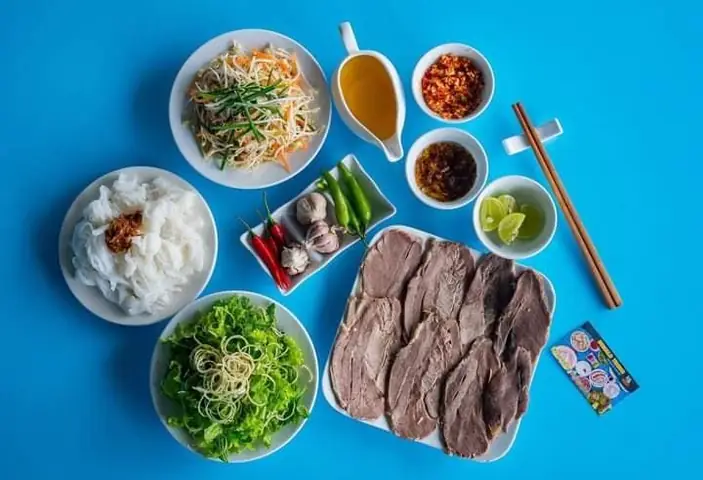 Review Quán Bánh Ướt & Bánh Cuốn Nguyễn Văn Luông: Trải Nghiệm Ẩm Thực Đường Phố Quận 6 Review Quán Bánh Ướt & Bánh Cuốn Nguyễn Văn Luông: Trải Nghiệm Ẩm Thực Đường Phố Quận 6