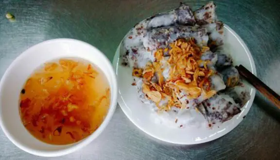 Review Quán Bánh Ướt & Bánh Cuốn Nguyễn Văn Luông: Trải Nghiệm Ẩm Thực Đường Phố Quận 6 Review Quán Bánh Ướt & Bánh Cuốn Nguyễn Văn Luông: Trải Nghiệm Ẩm Thực Đường Phố Quận 6