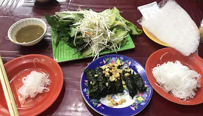 Bò Lá Lốt Hoa Trang: Hồi Ký Về Một Quán Ăn Đã Đóng Cửa Và Bí Quyết Nấu Món Ngon