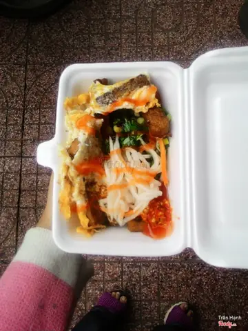 Bột Chiên Lý Nam Đế: Món Ăn Vặt Truyền Thống Và Review Quán Nổi Tiếng