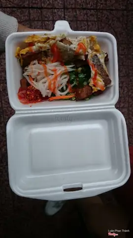 Bột Chiên Lý Nam Đế: Món Ăn Vặt Truyền Thống Và Review Quán Nổi Tiếng