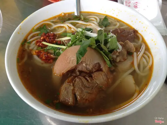 Review Quán Bún Bò Huế Gia Hội: Ngon Đúng Điệu, Giá Bình Dân Ở Quận 11?
