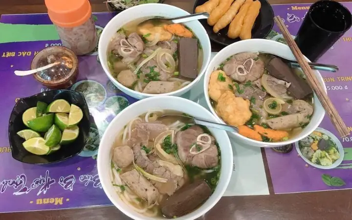 Bún Bò Huế Nghĩa Tân: Top 7 Quán Ngon, Bổ, Rẻ Nhất