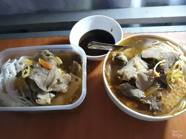 Review Bún Bò Huế Vĩ Dạ Cần Thơ: Chất Lượng Và Trải Nghiệm Thực Tế