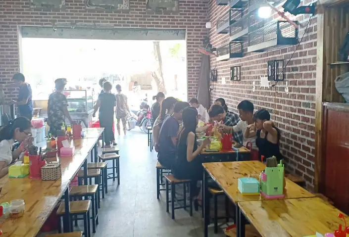 Review Bún Cá Cay Thắng Tồ Hải Phòng: Đặc Sản Cay Nồng Đậm Đà Truyền Thống