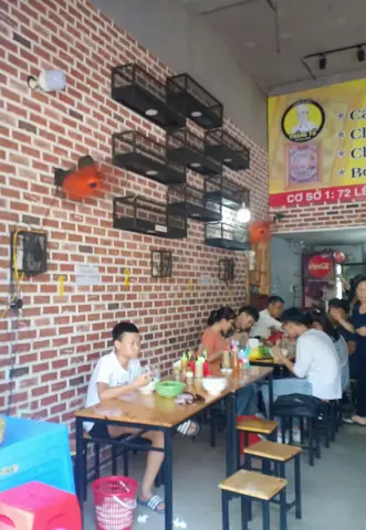 Review Bún Cá Cay Thắng Tồ Hải Phòng: Đặc Sản Cay Nồng Đậm Đà Truyền Thống