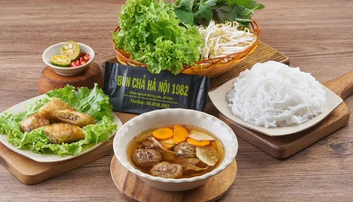 Top 5 Quán Bún Chả Hà Nội 1982: Đánh Giá Chi Tiết Nhất Top 5 Quán Bún Chả Hà Nội 1982: Đánh Giá Chi Tiết Nhất
