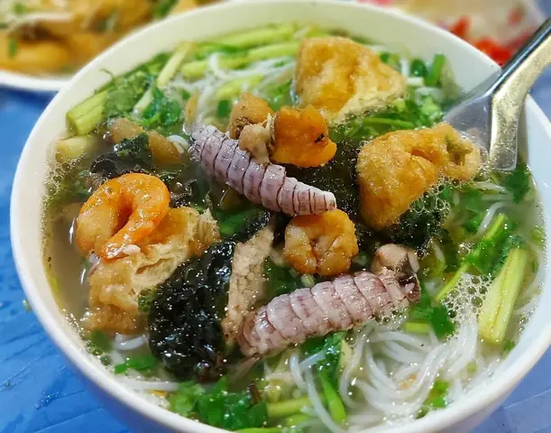Bún Hải Sản Hạ Long: 11 Quán Ngon Đáng Để Thử