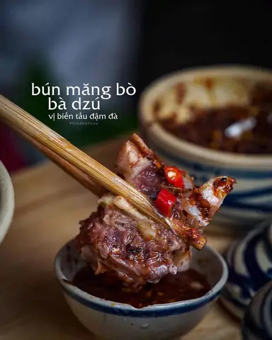 Bún Măng Bò Bà Dzú: Đánh Giá Chi Tiết Về Ẩm Thực Đường Phố Sài Gòn