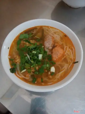 Review Quán Bún Riêu Lê Hồng Phong: Hương Vị Đậm Đà Ở Đà Nẵng