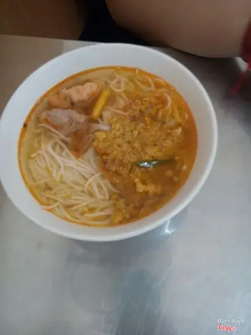 Review Quán Bún Riêu Lê Hồng Phong: Hương Vị Đậm Đà Ở Đà Nẵng